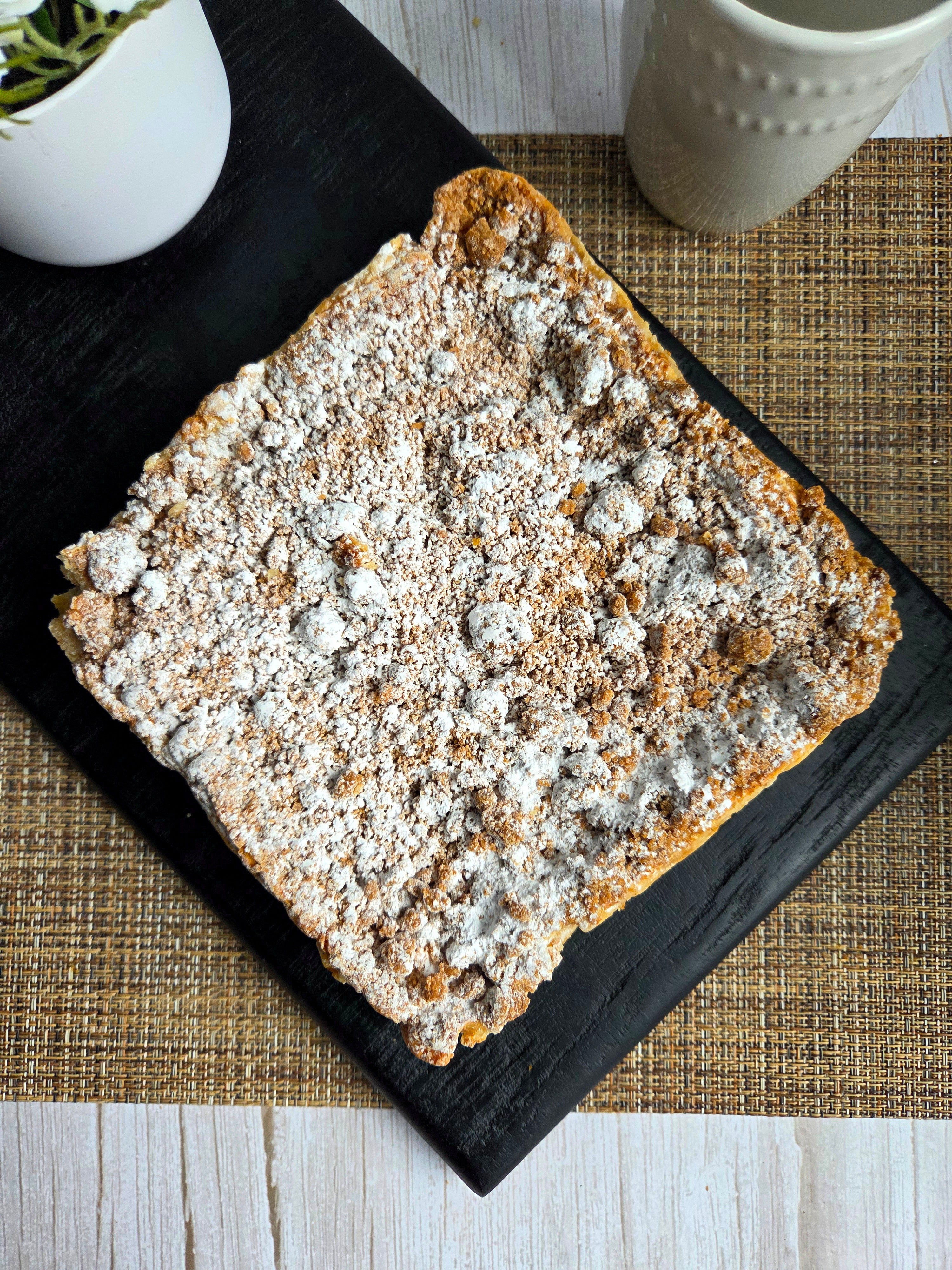 College Hill Cakery Gooey Butter Coffee Cake (2 or 4 Pack)