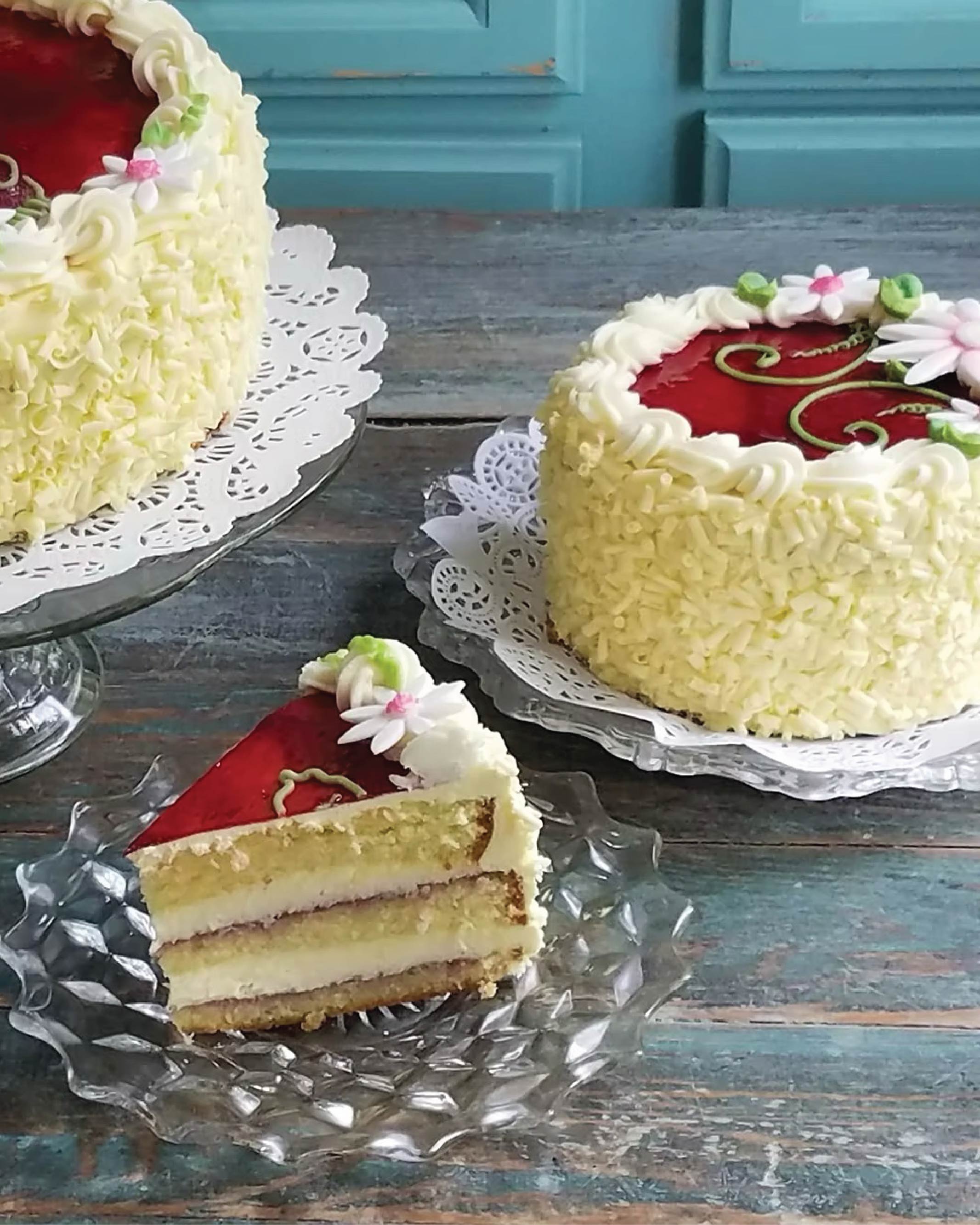 BonBonerie Bumbleberry Torte