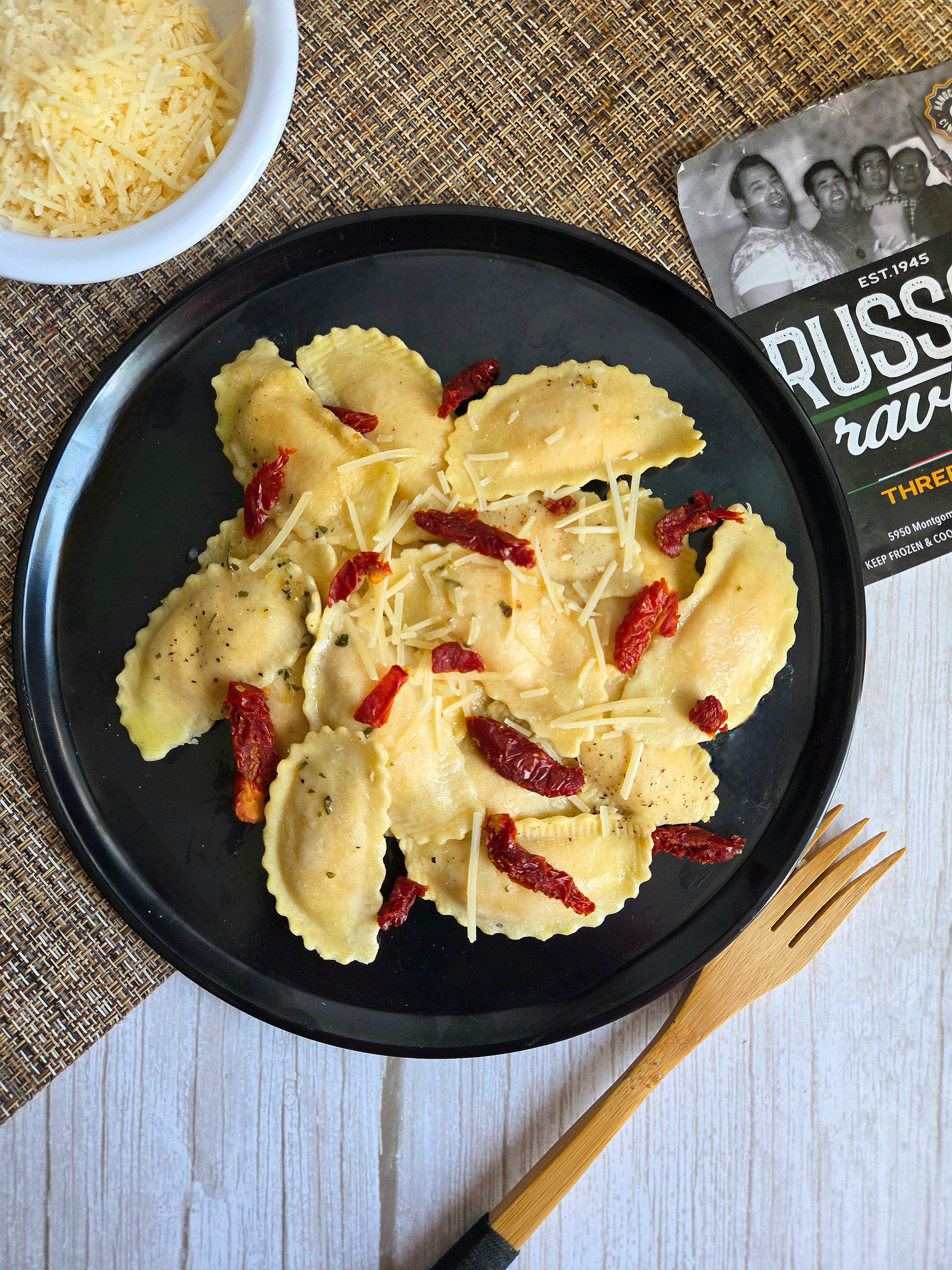 Russo's Three Cheese Ravioli (4 or 8 Pack)
